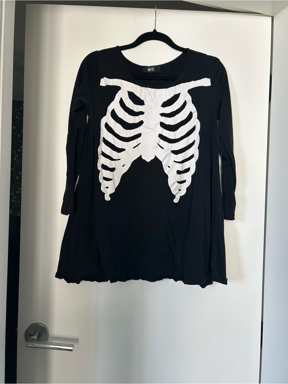 Iron Fist Wish Bone Trapeze Ribcage Top - Sz M